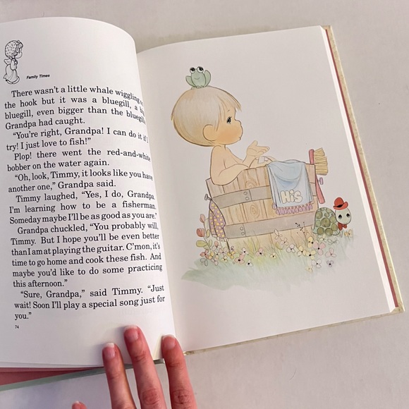 Precious Moments Bedtime Stories Book 1988 - Picture 8 of 13